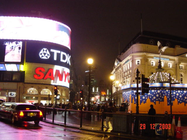 Piccadilly Circus II